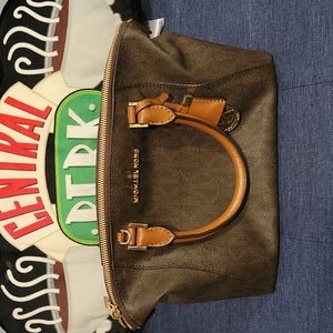 MICHAEL Michael Kors Riley Signature Small Satchel